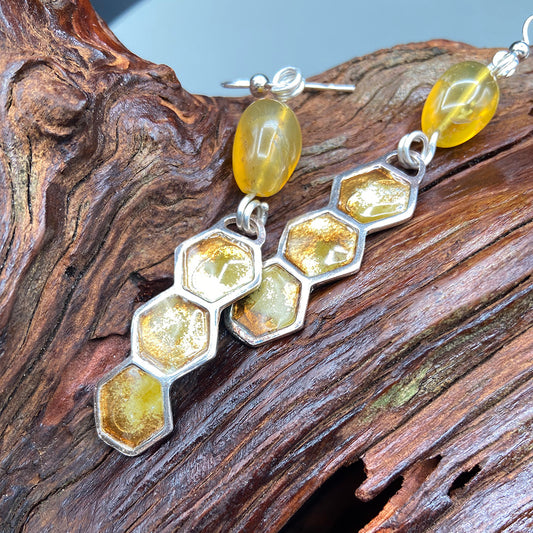 Honeycomb Earring with Amber Bead